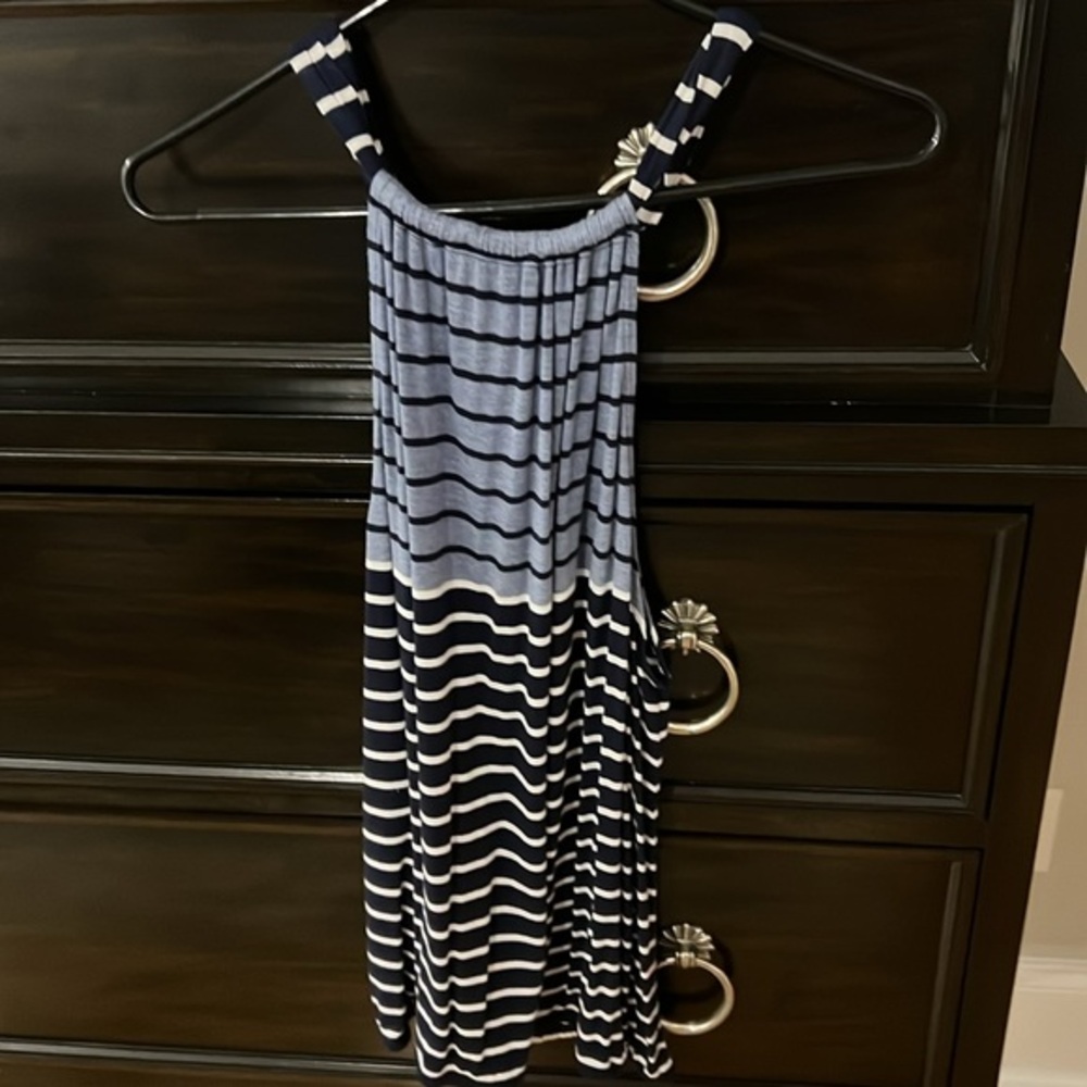 Max Studio Halter Top - Picture 4 of 7